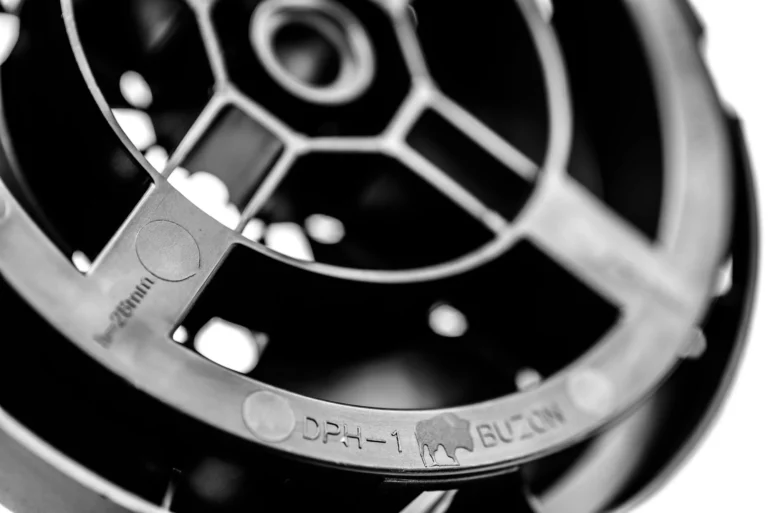 DPH-F28-CLOSE-UP
