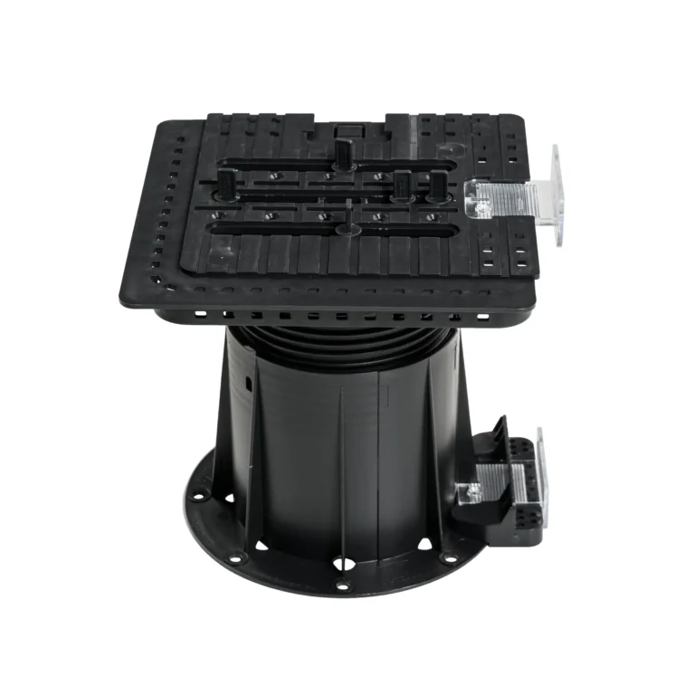 U-TILES-PB-ON-PEDESTAL-03