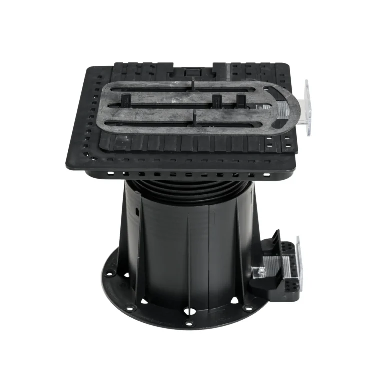 U-TILES-PB-ON-PEDESTAL-04