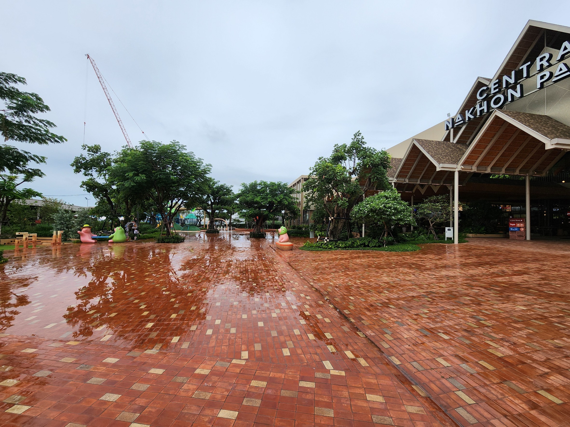 LINE_ALBUM_20240324 Central Nakhonprathom_240731_109