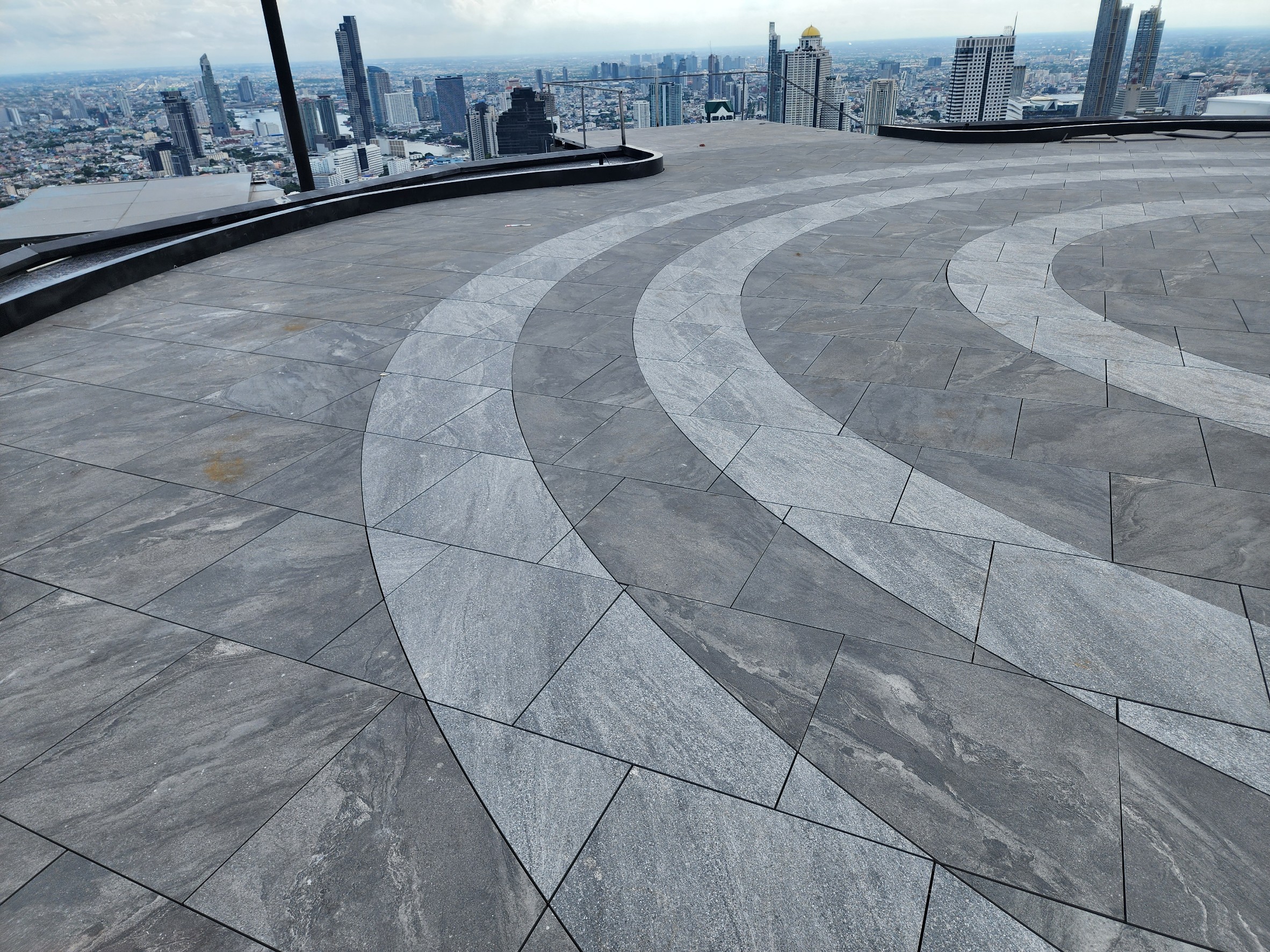 LINE_ALBUM_20240705 Empire Tower_240731_32