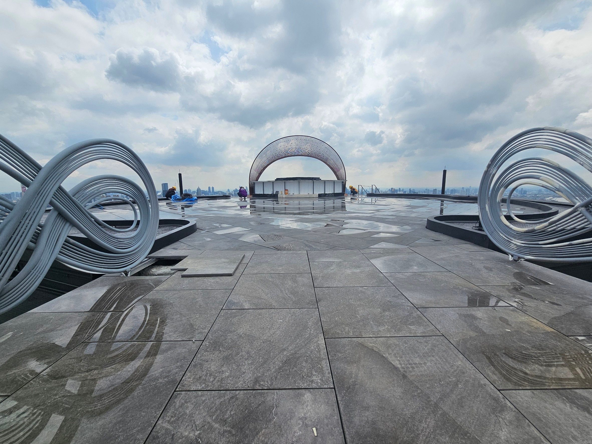 LINE_ALBUM_20240705 Empire Tower_240807_185
