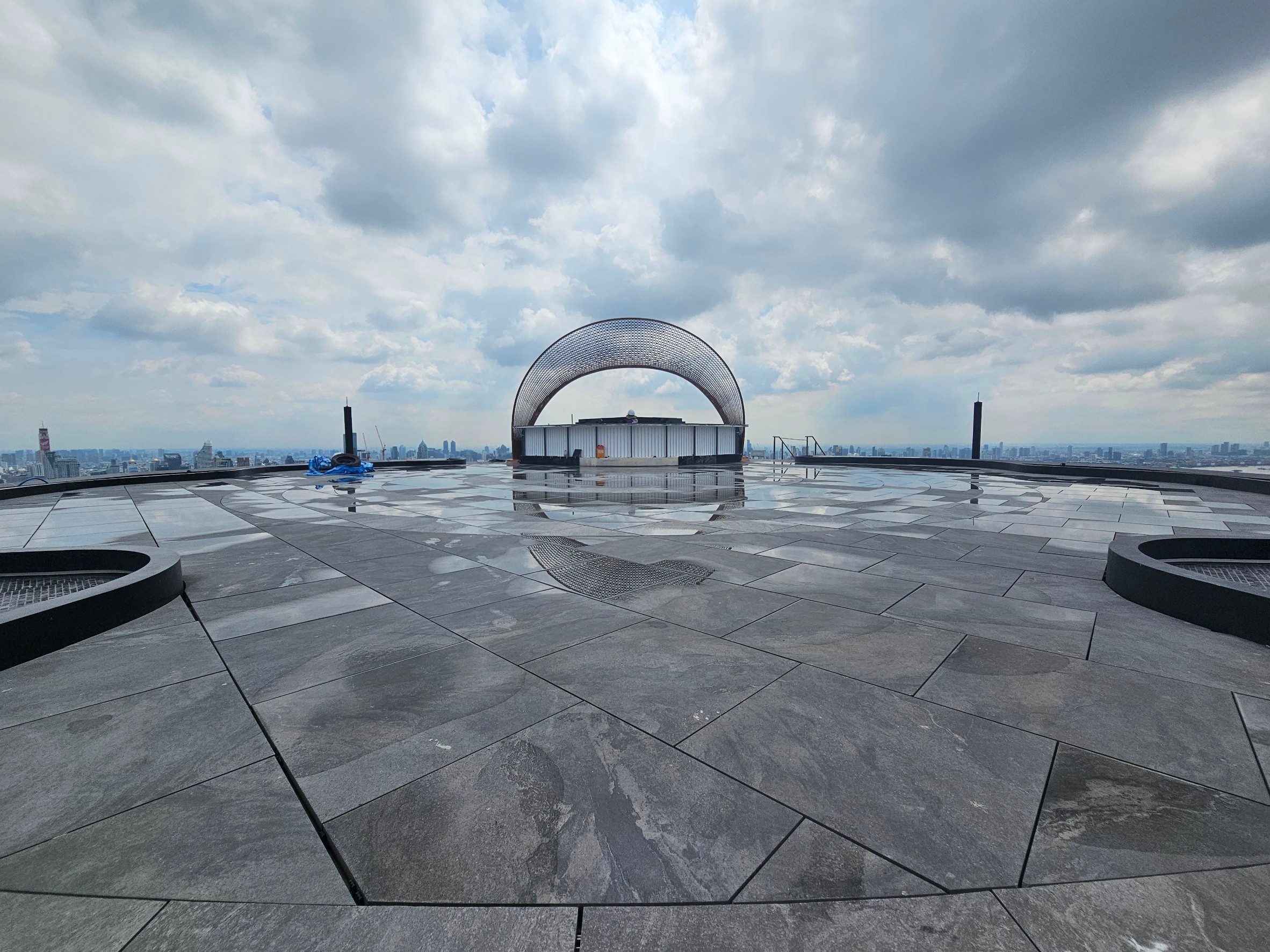 LINE_ALBUM_20240705 Empire Tower_240807_211