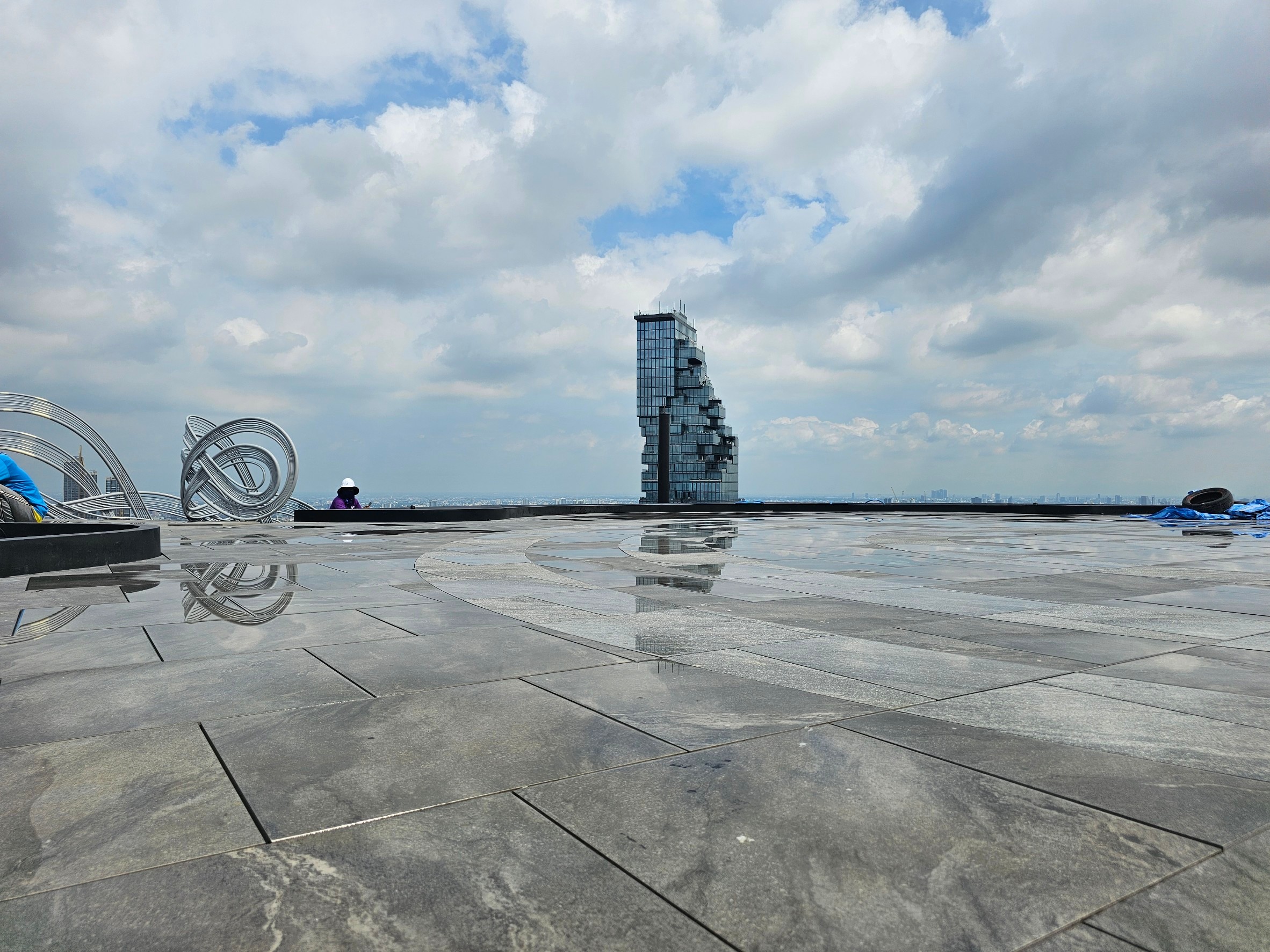 LINE_ALBUM_20240705 Empire Tower_240807_216