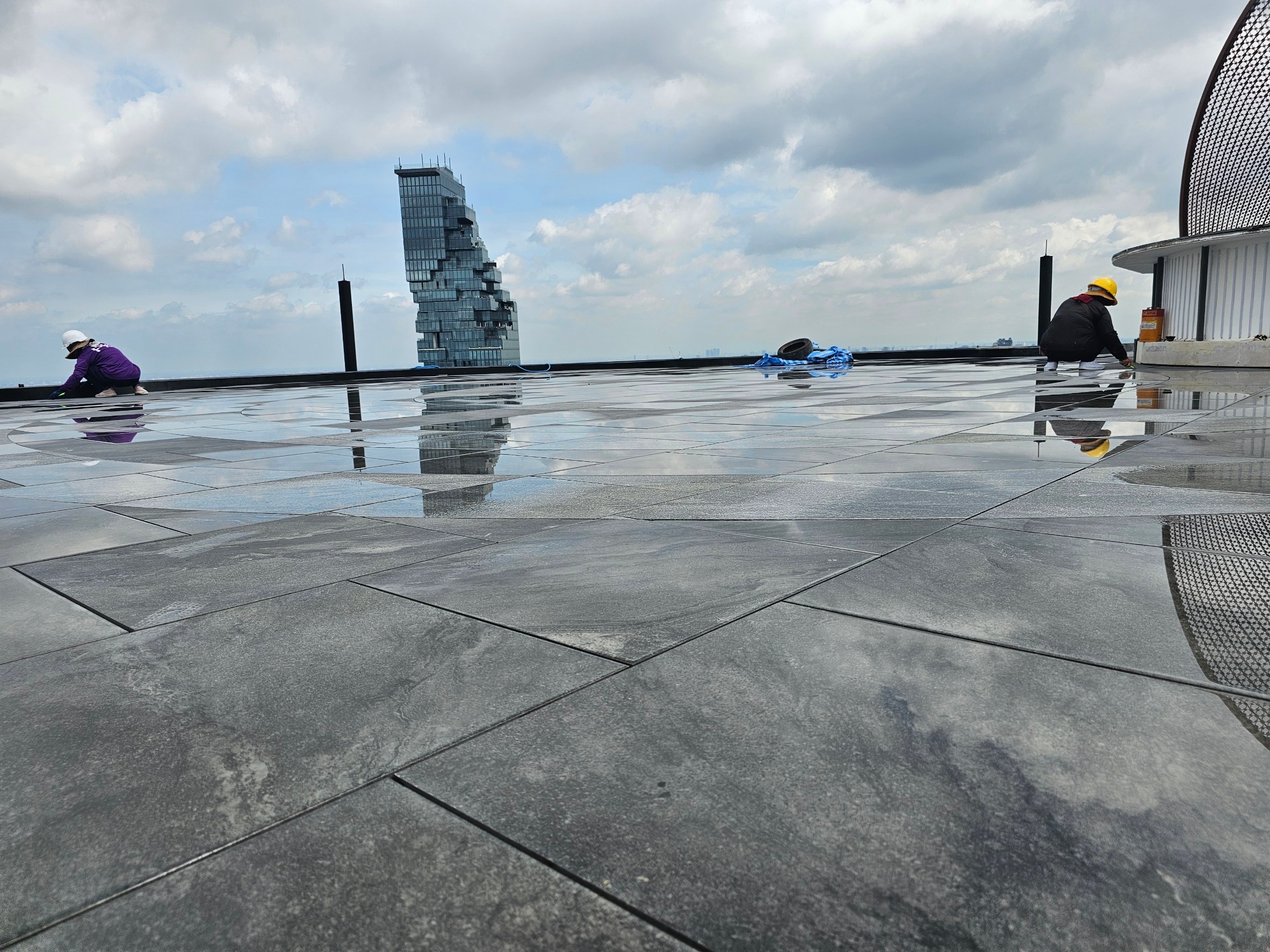 LINE_ALBUM_20240705 Empire Tower_240807_85